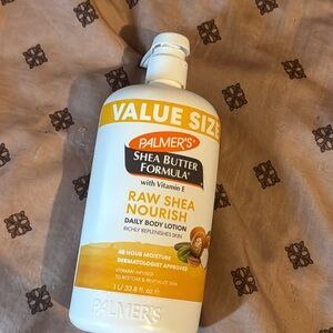 Shea butter moisturizer